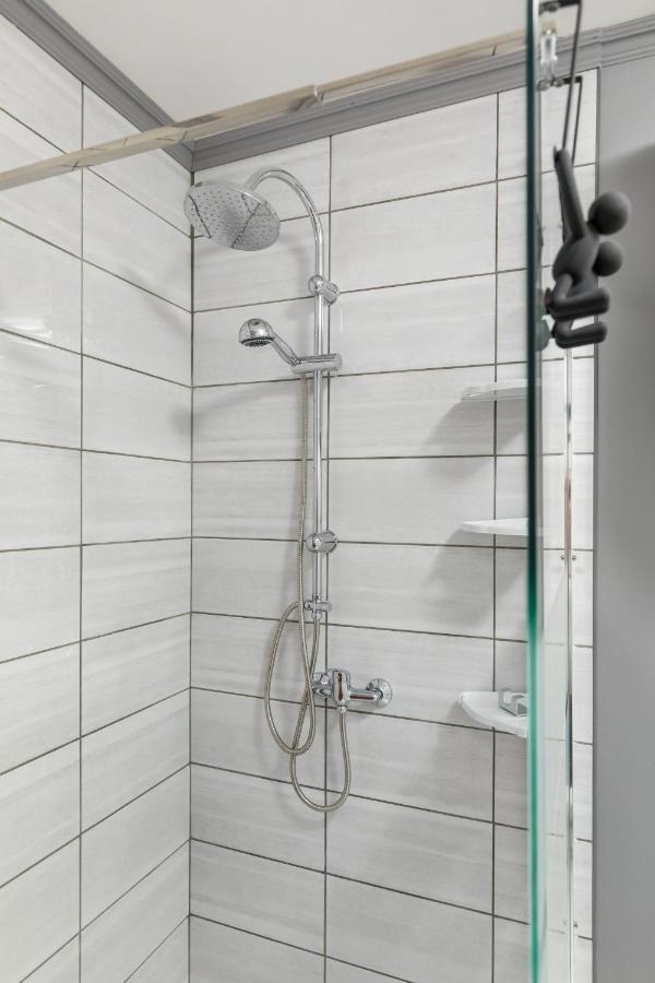 Waterview Apartments - Koru Apartment And Pool Мимице Экстерьер фото